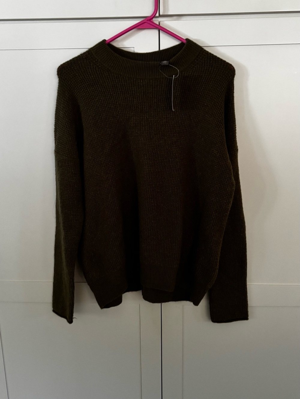NWT J crew Womens Crewneck Knit Sweater in Olive green